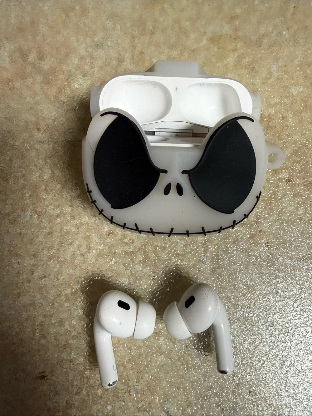 Apple AirPods Pro 2 White Earbuds with Jack Skellington Case